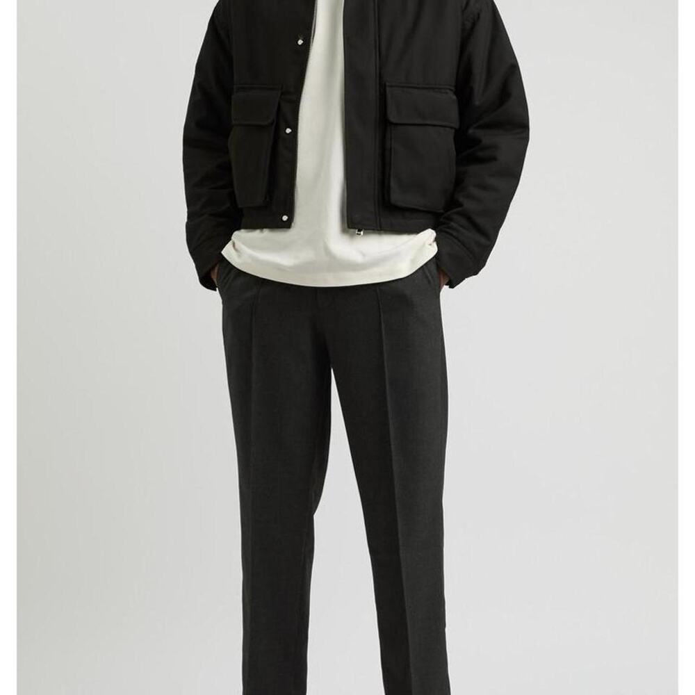 about:blank Black Cropped Padded Utility Jacket – Men’s M